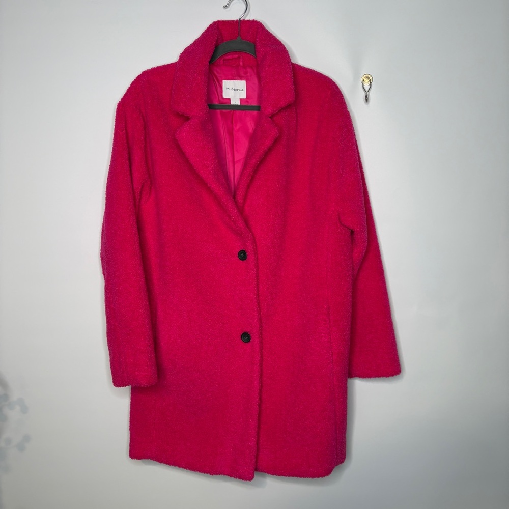 Daily/Ritual Fuzzy Sherpa Teddy Hot Pink Coat Size Medium